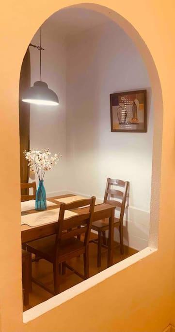 The Oasis One Spacious Apartment In Sevilla Ngoại thất bức ảnh